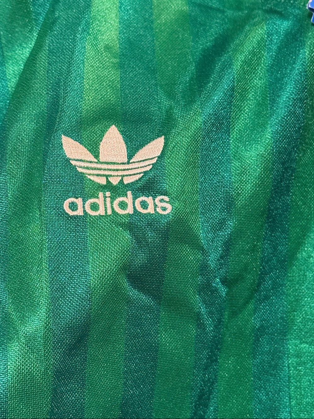 World Cup Greatest Moments adidas Green and White Cameroon 1990 Football Jersey - Picture 11 of 16